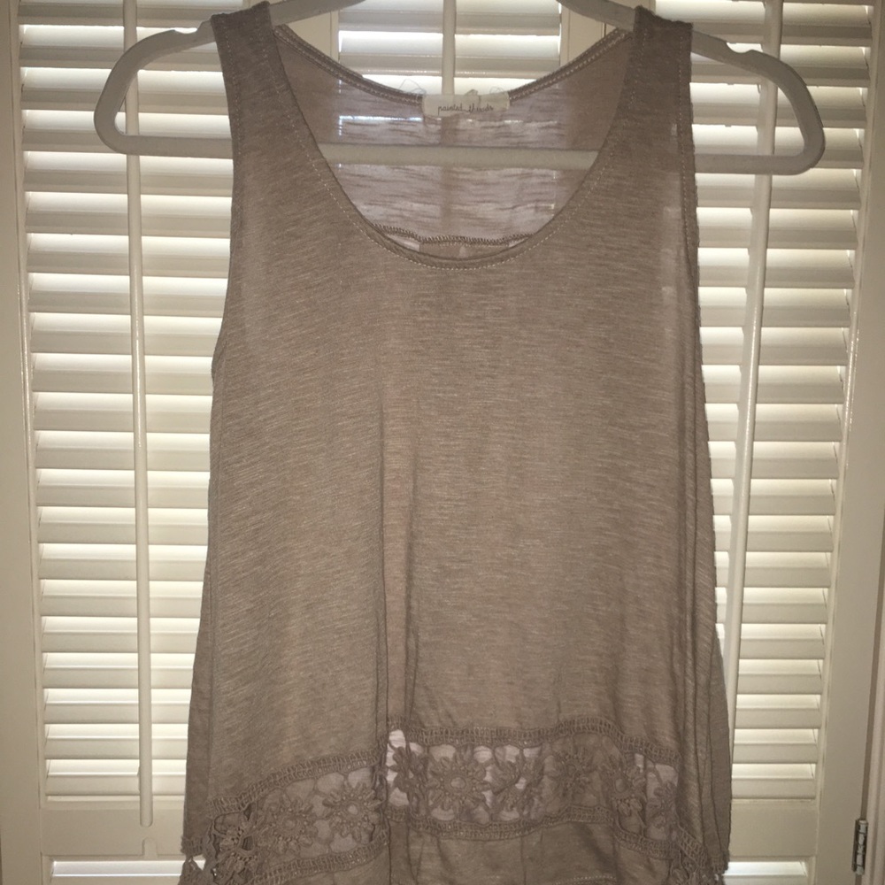 Tank with cute cutout detail